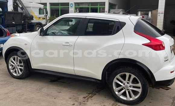 Buy Used Nissan Juke White Car in Dakar in Dakar Buy Used Nissan Juke White Car in Dakar in Dakar