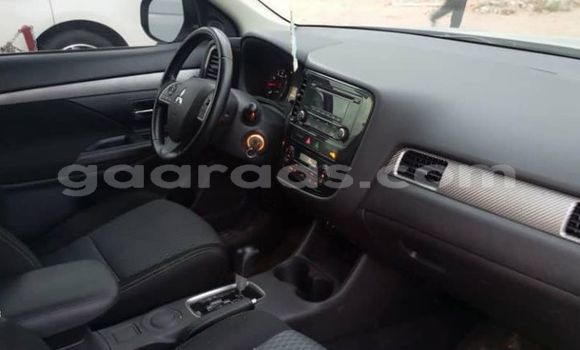 Acheter Occasion Voiture Mitsubishi Outlander Autre à Dakar, Dakar Acheter Occasion Voiture Mitsubishi Outlander Autre à Dakar, Dakar