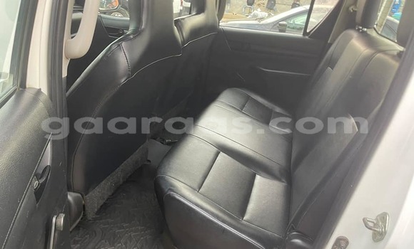 Acheter Occasion Voiture Toyota Hilux Blanc à Dakar, Dakar Acheter Occasion Voiture Toyota Hilux Blanc à Dakar, Dakar