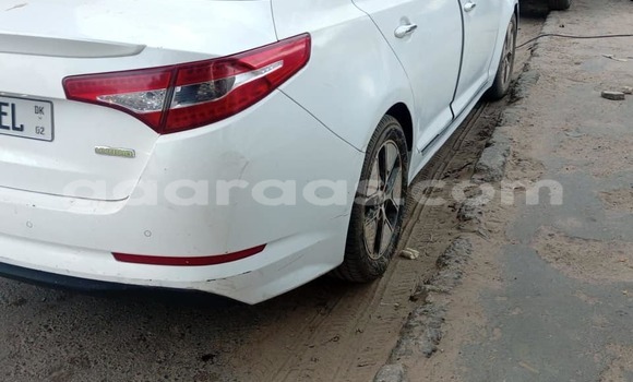 Acheter Occasion Voiture Kia Optima Blanc à Dakar, Dakar Acheter Occasion Voiture Kia Optima Blanc à Dakar, Dakar