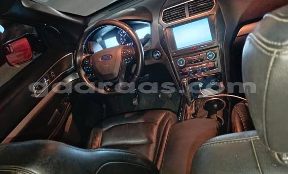 Buy Used Ford Explorer White Car in Dakar in Dakar Buy Used Ford Explorer White Car in Dakar in Dakar