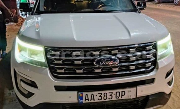 Acheter Occasion Voiture Ford Explorer Blanc à Dakar, Dakar Acheter Occasion Voiture Ford Explorer Blanc à Dakar, Dakar