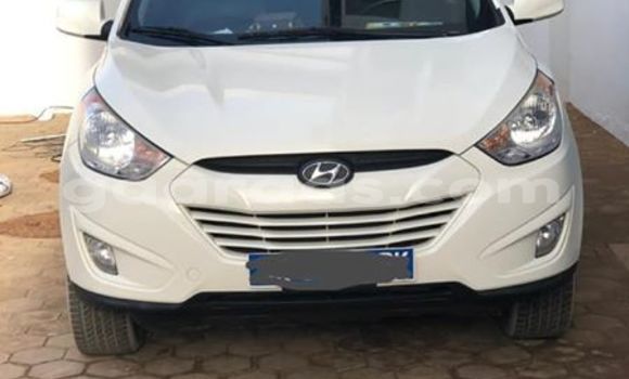 Acheter Occasion Voiture Hyundai ix35 Blanc à Dakar, Dakar Acheter Occasion Voiture Hyundai ix35 Blanc à Dakar, Dakar