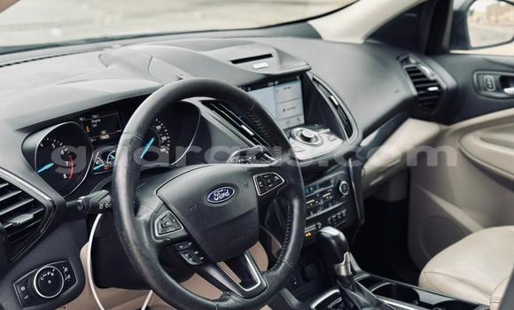 Acheter Import Voiture Ford Escape Gris à Dakar, Dakar Acheter Import Voiture Ford Escape Gris à Dakar, Dakar