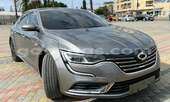 Dieundeu Occasion Renault Talisman Silver Auto in Dakar in Dakar Dieundeu Occasion Renault Talisman Silver Auto in Dakar in Dakar