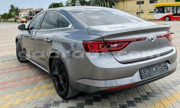 Dieundeu Occasion Renault Talisman Silver Auto in Dakar in Dakar Dieundeu Occasion Renault Talisman Silver Auto in Dakar in Dakar