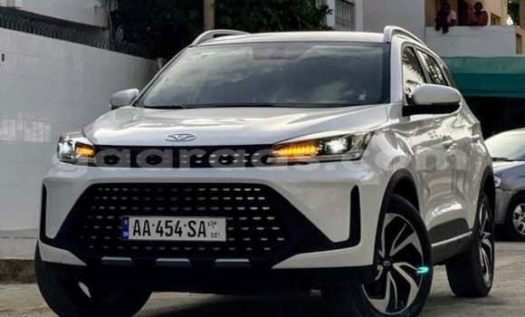 Buy Used Kia Pregio White Car in Dakar in Dakar Buy Used Kia Pregio White Car in Dakar in Dakar