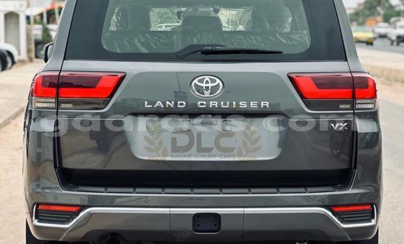 Buy Import Toyota Land Cruiser Silver Car in Dakar in Dakar Buy Import Toyota Land Cruiser Silver Car in Dakar in Dakar
