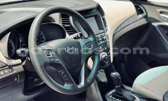 Buy Import Hyundai Santa Fe White Car in Dakar in Dakar Buy Import Hyundai Santa Fe White Car in Dakar in Dakar