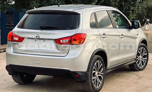 Buy Import Mitsubishi Outlander Silver Car in Dakar in Dakar Buy Import Mitsubishi Outlander Silver Car in Dakar in Dakar