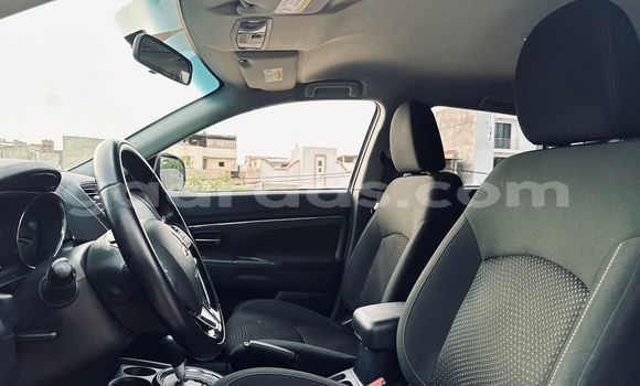 Buy Import Mitsubishi Outlander Silver Car in Dakar in Dakar Buy Import Mitsubishi Outlander Silver Car in Dakar in Dakar