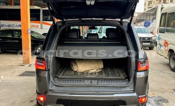 Dieundeu Occasion Land Rover Range Rover Sport Silver Auto in Dakar in Dakar Dieundeu Occasion Land Rover Range Rover Sport Silver Auto in Dakar in Dakar