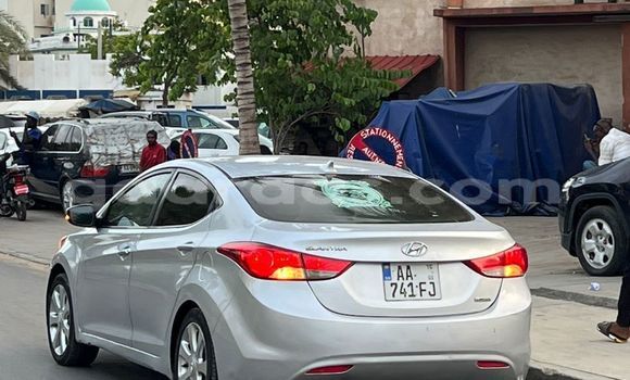 Dieundeu Occasion Hyundai Elantra Silver Auto in Dakar in Dakar Dieundeu Occasion Hyundai Elantra Silver Auto in Dakar in Dakar