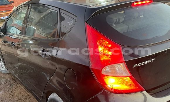 Acheter Occasion Voiture Hyundai Accent Noir à Dakar, Dakar Acheter Occasion Voiture Hyundai Accent Noir à Dakar, Dakar