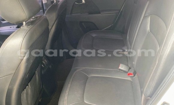 Acheter Occasion Voiture Kia Sportage Blanc à Dakar, Dakar Acheter Occasion Voiture Kia Sportage Blanc à Dakar, Dakar