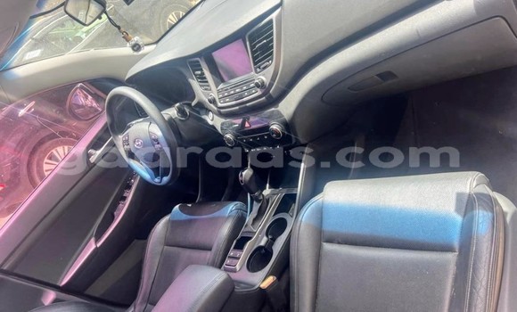 Buy Used Hyundai Tucson Silver Car in Dakar in Dakar Buy Used Hyundai Tucson Silver Car in Dakar in Dakar