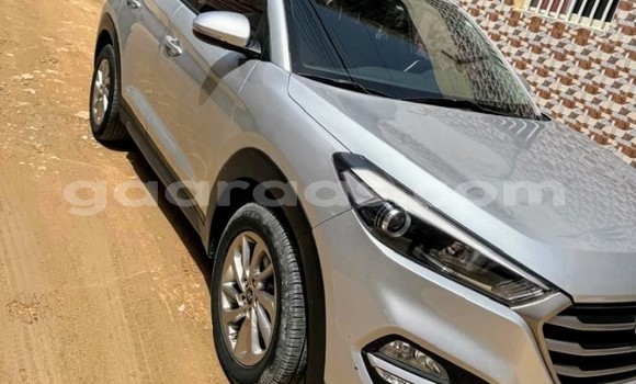 Buy Used Hyundai Tucson Silver Car in Dakar in Dakar Buy Used Hyundai Tucson Silver Car in Dakar in Dakar
