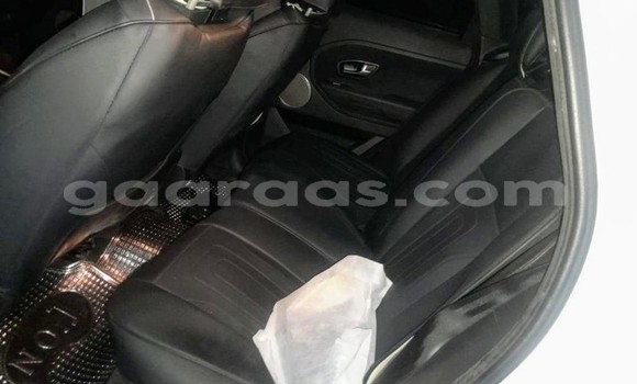 Acheter Occasion Voiture Land Rover Range Rover Evoque Blanc à Dakar, Dakar Acheter Occasion Voiture Land Rover Range Rover Evoque Blanc à Dakar, Dakar