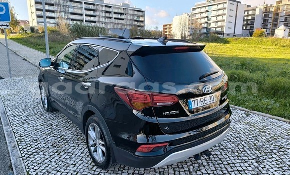 Dieundeu Occasion Hyundai Santa Fe Black Auto in Damniadio in Dakar Dieundeu Occasion Hyundai Santa Fe Black Auto in Damniadio in Dakar