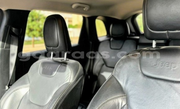 Acheter Occasion Voiture Jeep Cherokee Blanc à Dakar, Dakar Acheter Occasion Voiture Jeep Cherokee Blanc à Dakar, Dakar