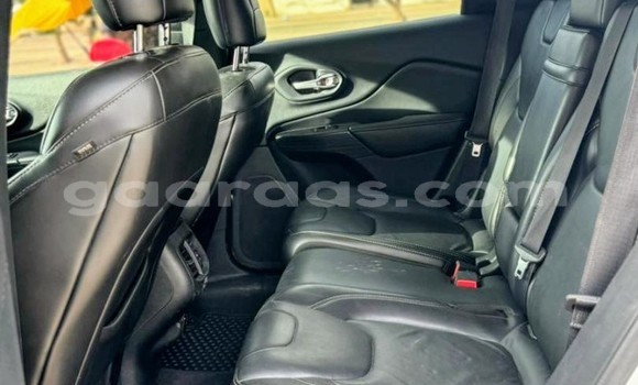 Acheter Occasion Voiture Jeep Cherokee Blanc à Dakar, Dakar Acheter Occasion Voiture Jeep Cherokee Blanc à Dakar, Dakar