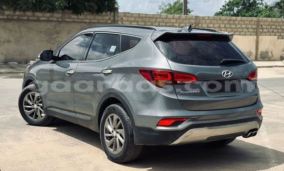 Buy Import Hyundai Santa Fe Silver Car in Dakar in Dakar Buy Import Hyundai Santa Fe Silver Car in Dakar in Dakar