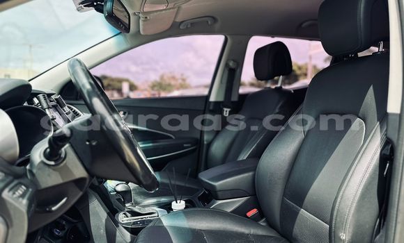 Buy Import Hyundai Santa Fe Silver Car in Dakar in Dakar Buy Import Hyundai Santa Fe Silver Car in Dakar in Dakar