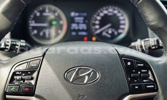 Buy Import Hyundai Tucson White Car in Dakar in Dakar Buy Import Hyundai Tucson White Car in Dakar in Dakar