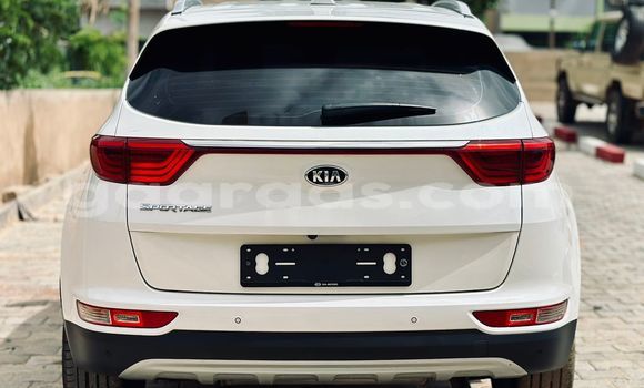 Buy Import Kia Sportage White Car in Dakar in Dakar Buy Import Kia Sportage White Car in Dakar in Dakar