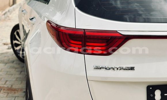 Buy Import Kia Sportage White Car in Dakar in Dakar Buy Import Kia Sportage White Car in Dakar in Dakar