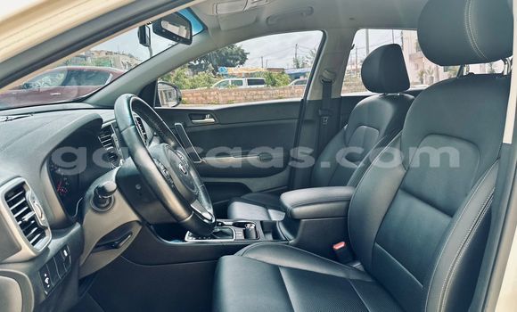 Buy Import Kia Sportage White Car in Dakar in Dakar Buy Import Kia Sportage White Car in Dakar in Dakar