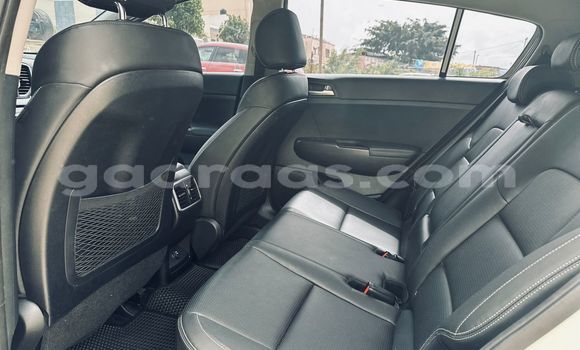 Buy Import Kia Sportage White Car in Dakar in Dakar Buy Import Kia Sportage White Car in Dakar in Dakar