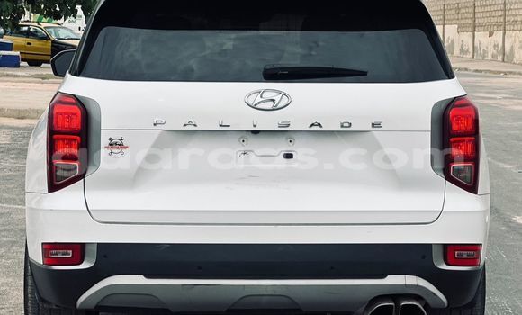 Buy Import Hyundai Grandeur White Car in Dakar in Dakar Buy Import Hyundai Grandeur White Car in Dakar in Dakar
