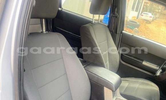 Buy Used Ford Escape Silver Car in Dakar in Dakar Buy Used Ford Escape Silver Car in Dakar in Dakar