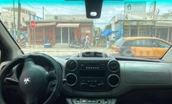 Buy Used Peugeot Partner Other Car in Dakar in Dakar Buy Used Peugeot Partner Other Car in Dakar in Dakar