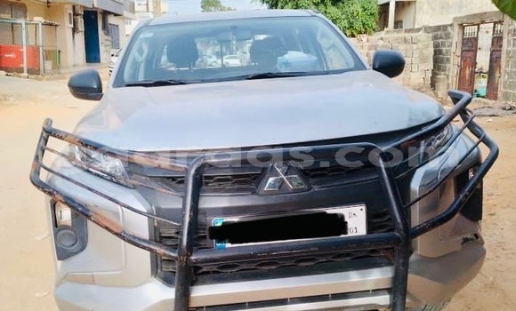 Acheter Occasion Voiture Mitsubishi L200 Gris à Dakar, Dakar