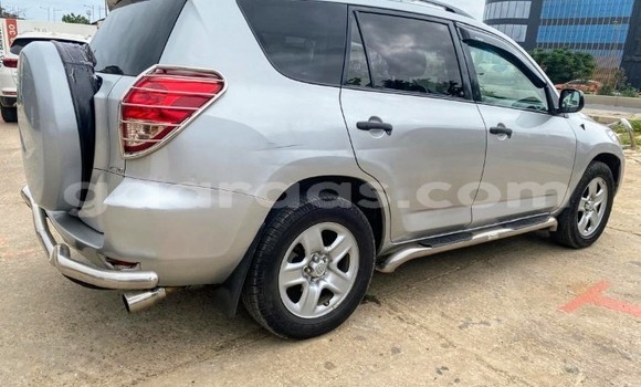 Buy Used Toyota RAV4 Silver Car in Dakar in Dakar Buy Used Toyota RAV4 Silver Car in Dakar in Dakar