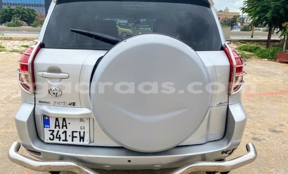 Buy Used Toyota RAV4 Silver Car in Dakar in Dakar Buy Used Toyota RAV4 Silver Car in Dakar in Dakar