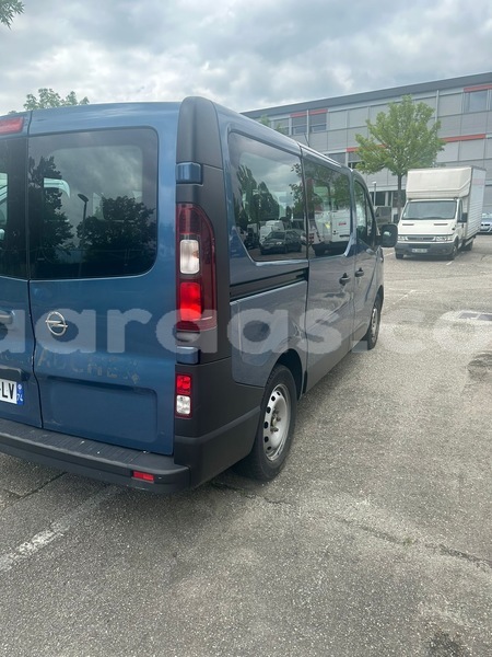 Big with watermark opel vivaro thies mbour 22644