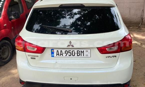 Dieundeu Occasion Mitsubishi RVR White Auto in Dakar in Dakar Dieundeu Occasion Mitsubishi RVR White Auto in Dakar in Dakar