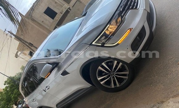 Dieundeu Occasion Renault Koleos Silver Auto in Dakar in Dakar Dieundeu Occasion Renault Koleos Silver Auto in Dakar in Dakar