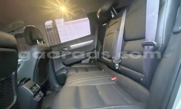 Dieundeu Occasion Renault Koleos Silver Auto in Dakar in Dakar Dieundeu Occasion Renault Koleos Silver Auto in Dakar in Dakar