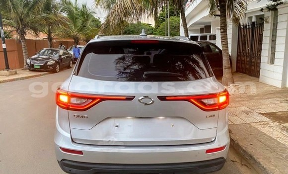 Dieundeu Occasion Renault Koleos Silver Auto in Dakar in Dakar Dieundeu Occasion Renault Koleos Silver Auto in Dakar in Dakar