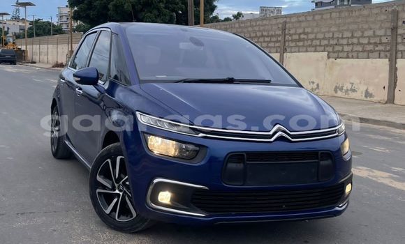 Buy Used Citroen C4 Picasso Blue Car in Dakar in Dakar Buy Used Citroen C4 Picasso Blue Car in Dakar in Dakar
