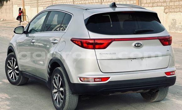 Buy Import Kia Sportage Silver Car in Dakar in Dakar Buy Import Kia Sportage Silver Car in Dakar in Dakar