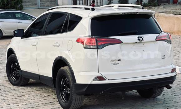 Buy Import Toyota RAV4 White Car in Dakar in Dakar Buy Import Toyota RAV4 White Car in Dakar in Dakar