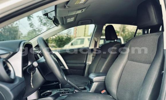 Buy Import Toyota RAV4 White Car in Dakar in Dakar Buy Import Toyota RAV4 White Car in Dakar in Dakar