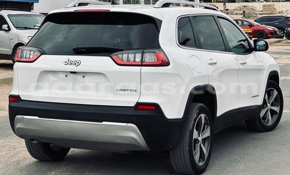 Buy Import Jeep Cherokee White Car in Dakar in Dakar Buy Import Jeep Cherokee White Car in Dakar in Dakar