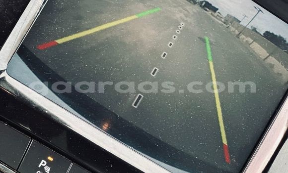 Buy Import Jeep Cherokee White Car in Dakar in Dakar Buy Import Jeep Cherokee White Car in Dakar in Dakar