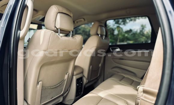 Buy Import Jeep Grand Cherokee Black Car in Dakar in Dakar Buy Import Jeep Grand Cherokee Black Car in Dakar in Dakar